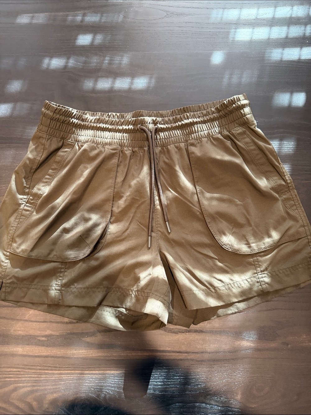 Old Navy Olive-Tan Elastic Waist Cargo Shorts